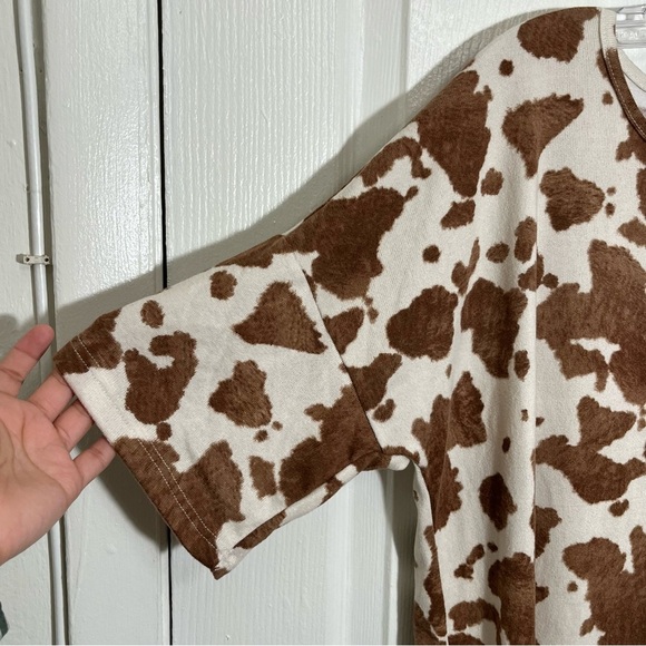 BOMBOM Brown and Off White Animal Print Drop Shoulder Crew Neck Top | size Large - Picture 3 of 6